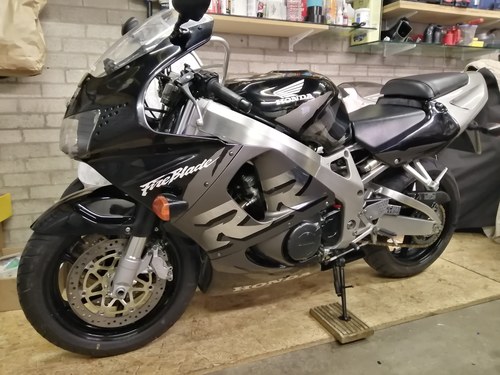 1998 Honda Cbr900 Rr Fireblade Inline Four