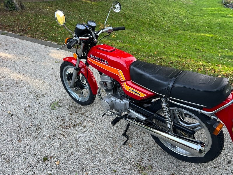 1981 Honda CB 125T - 7