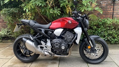 Honda CB1000R Neo Cafe Only 1801miles Exceptional Condition
