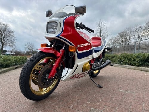 1983 Honda CB 1100R - 5