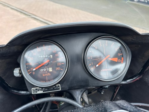 1983 Honda CB 1100R - 9