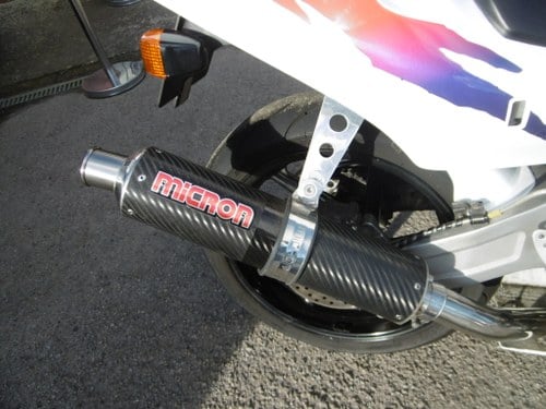 1996 Honda CBR 400RR - 5