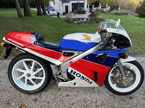 1989 RC30 Uk spec , Only 10,000 miles SOLD