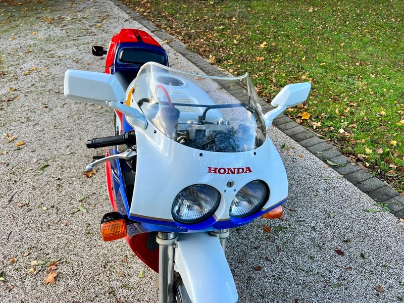 1989 Honda RC - 4