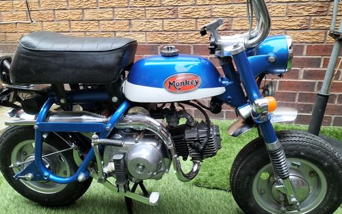 1972 Honda z50 a (picture 1 of 11)