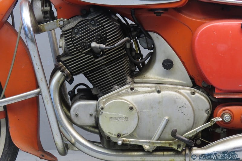 1964 Honda Dream - 4