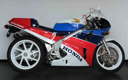 Picture of Honda VFR 750 RC 30 -original-