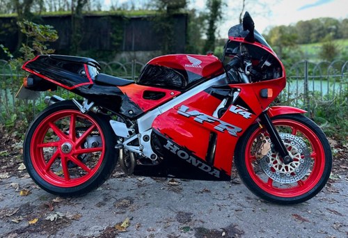 1992 Honda Vfr400 R3 V Four