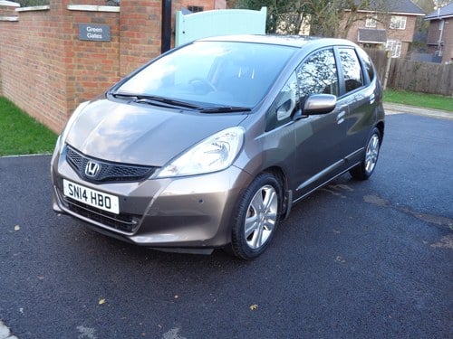 2014 Honda Jazz ES Plus Automatic. Only 12195 miles. SOLD