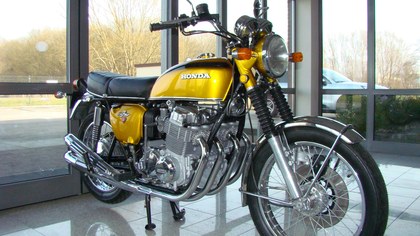 Honda CB750 K1 fully restored !