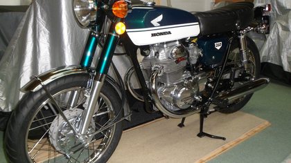 Honda CB350 K4 1972 - ( FULLY RESTORED - EXCEPTIONAL! )