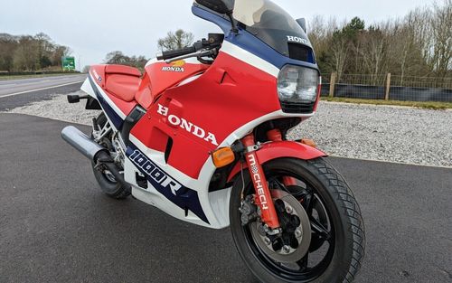 1984 Honda Vf 1000 Re (picture 1 of 16)