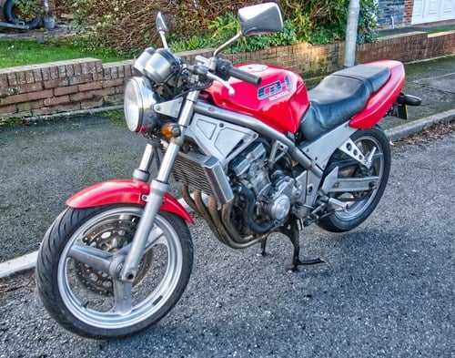 1990 Honda CB 400F - 2