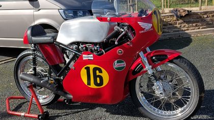 1972 Honda CB450 Classic Race Bike