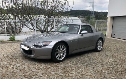 2005 Honda S2000 (picture 1 of 8)