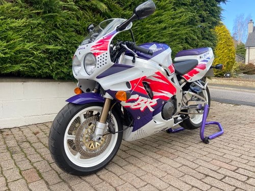 1993 Honda CBR 900RR Fireblade *Deposit taken*