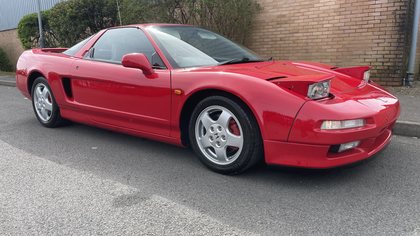 HONDA NSX AUTO,FULLY RESTORED,INCREDIBLE EXAMPLE,RED/CREME