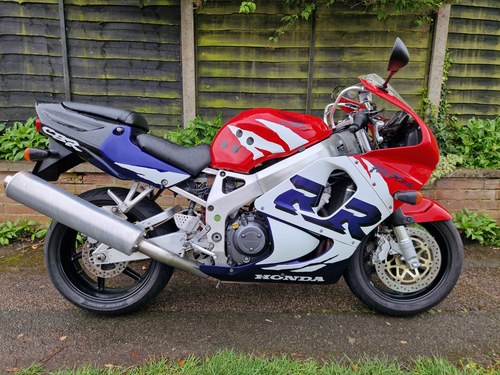 1999 Honda CBR 900RR Fireblade