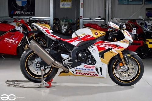 2023 John McGuiness Fireblade TT LTD - Delivery miles - 1 of 30 VERKAUFT