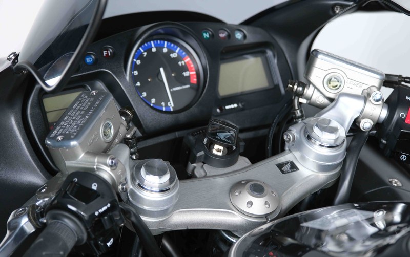 2007 Honda CBR 1100XX - 4
