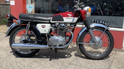 Honda CB250 K1 1968 UK Bike 16,563 Miles MOT, TAX exempt