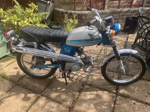 1973 Honda CL70 classic 70s motorbike / moped