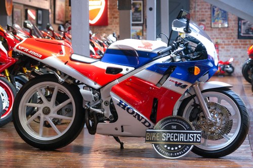 1990 Honda VFR400 VFR 400R - L NC30 Rare UK Example 12,353 M Kaufen Bei