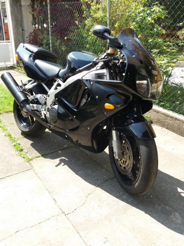 1994 Honda CBR 900RR Fireblade - 1 1994 Honda CBR 900RR Fireblade - 1
