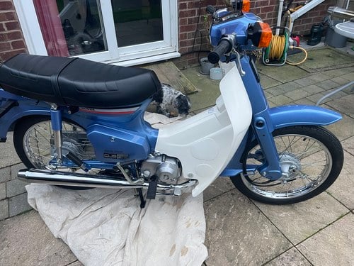2003 Honda C90 0.6 mile stunning
