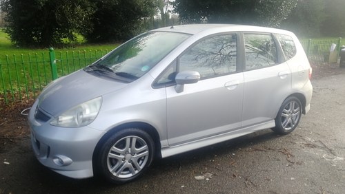 Honda jazz sport automatic, very low miles only 28,000 miles
