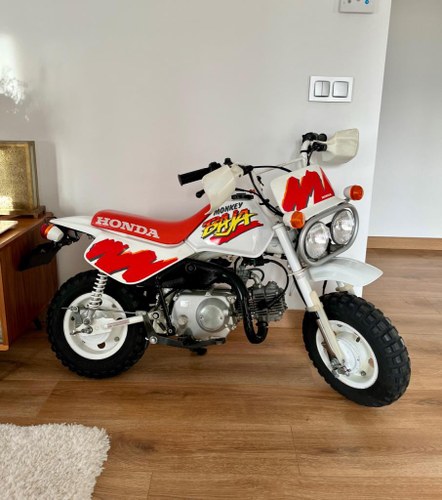 1991 HONDA Monkey Z50 BAJA A vendre