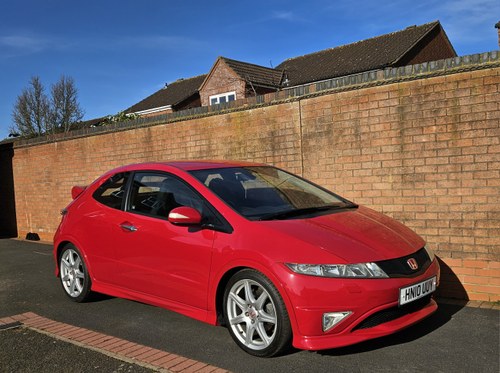 2010 Honda Civic FN2 Type R - The Best Available