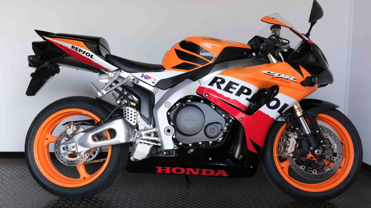 Honda CBR1000RR Fireblade 2008-2016 Full Length Race Brake Lines Hel Stainless Steel Braided Honda CBR1000RR Fireblade 2008-2016 Full Length Race Brake Lines Hel Stainless Steel Braided