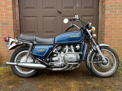 Lot 402 - 1977 Honda GL1000 Gold Wing Vente aux enchères