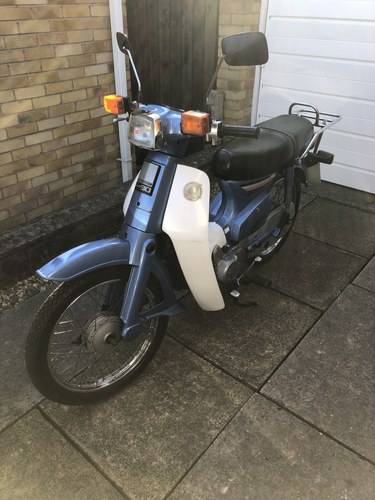 2000 Honda C90