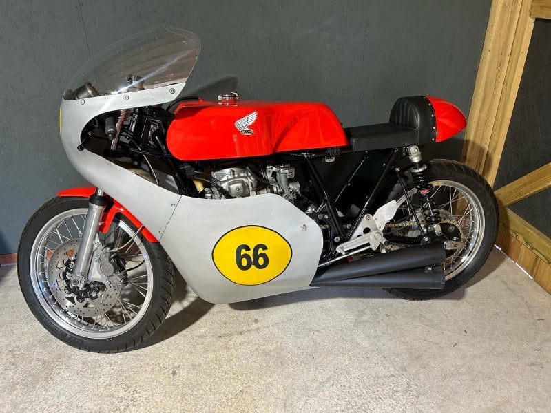 Honda RC181 Race Replica Beautiful Sounds Awesome