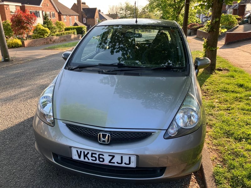 Rapid Classics: Eine Suche. Alle Oldtimer. 27 » Rapid Classics: Eine Suche. Alle Oldtimer. 2006 Honda Jazz