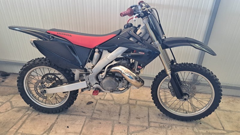 2001 Honda CR 500 Black Manual, speed in Quinta do Anjo
