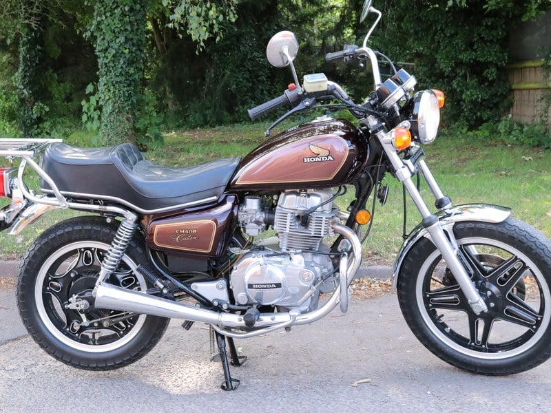 Honda CM 400 C CM400 C 1981 24 years old, looks like it's 24