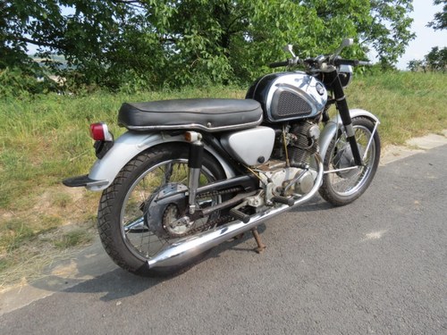 1962 HONDA CB 72 A vendre