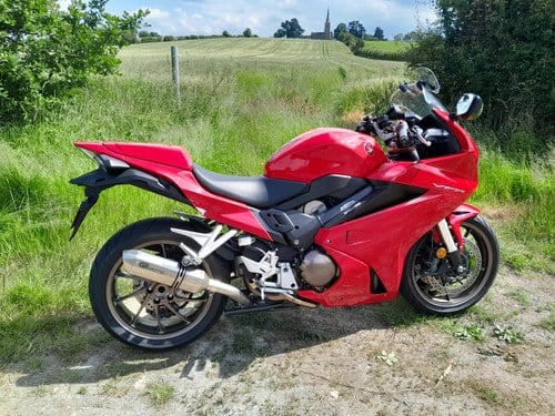 2018 Honda VFR 800 3600mls,Serviced,New MOT,New rear tyre.