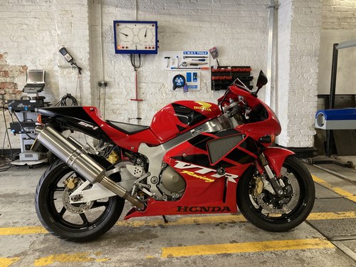 2000 Honda VTR 1000 SP1