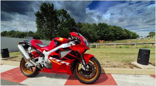 2000 Honda VTR 1000 SP1