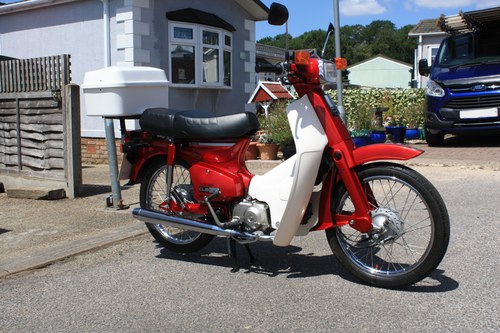2001 Honda C90