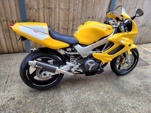 HONDA VTR 1000 FIRESTORM