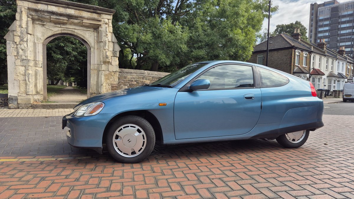 2000 Honda Insight Blue Manual, 5 speed Right Hand Drive in Croydon ...