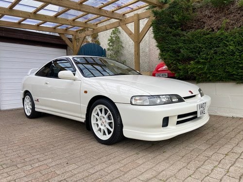 2000 Honda Integra Type R X DC2, Superb example