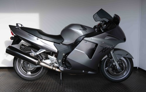 2007 Honda CBR 1100XX - SC 35 - perfect - worldwide shipping For Sale