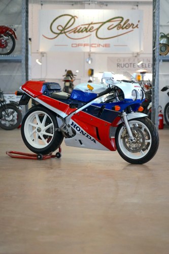 1988 Honda RC 30 OFFICINA RUOTE CELERI For Sale
