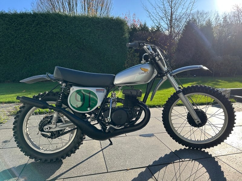 1974 Honda CR 250 - 1 1974 Honda CR 250 - 1